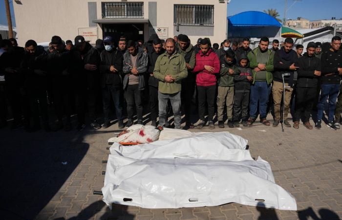 إسرائيل
      تنفي
      صحة
      تقرير
      بنقل
      الخط
      الأصفر
      إلى
      داخل
      قطاع
      غزة