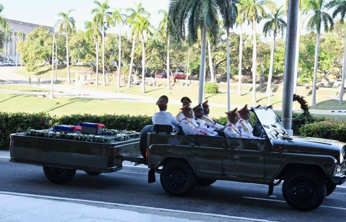 زعيمة
      المعارضة
      الفنزويلية:
      سأُنتخَب
      رئيسة
      في
      الوقت
      المناسب