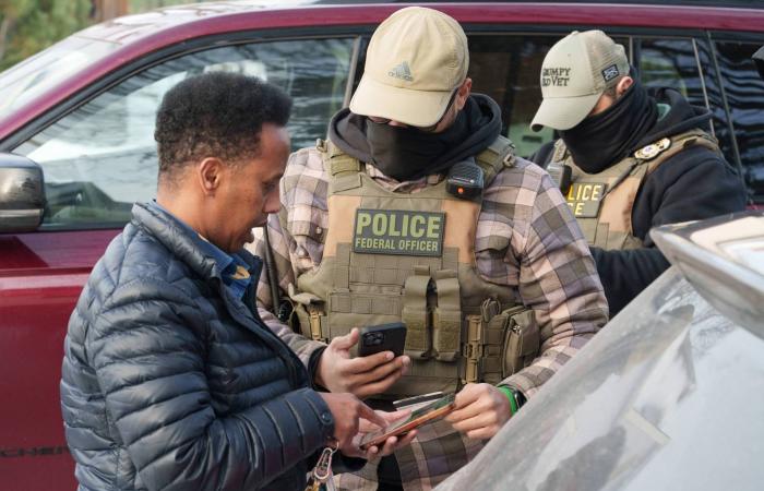 ترمب
      يُهدّد
      مينيسوتا
      بإعلان
      «قانون
      التمرد»