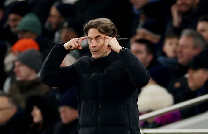 بطولة
      إنجلترا:
      قمة
      نارية
      بين
      يونايتد
      وسيتي
      في
      ديربي
      مانشستر