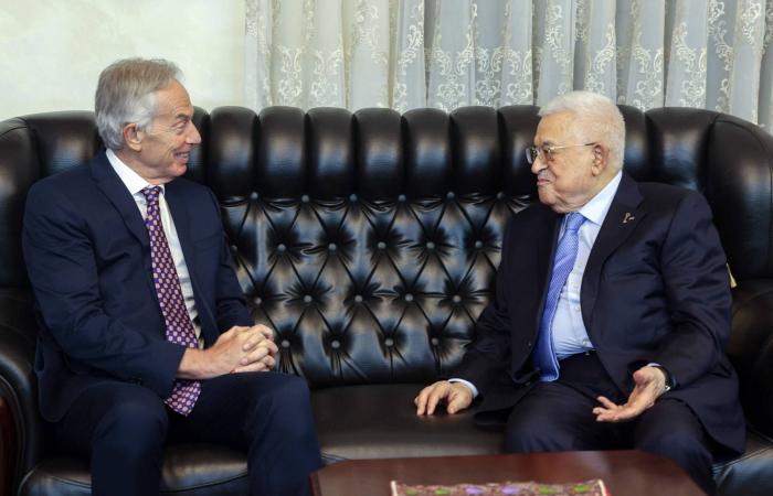 البيت
      الأبيض
      يستخف
      بالتعزيزات
      الأوروبية
      في
      غرينلاند