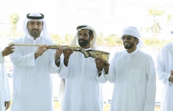 مهرجان ولي عهد دبي للهجن.. الهاجري يحصد كأس الحقايق بكار إنتاج في دبي