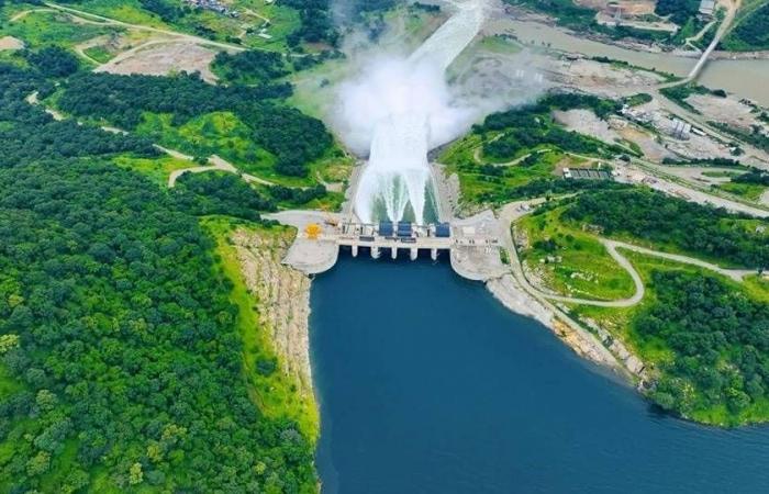 هل
      تتمكن
      تيتيه
      من
      تجاوز
      «تعقيدات»
      الأفرقاء
      لتنفيذ
      «خريطة
      الطريق»
      في
      ليبيا؟