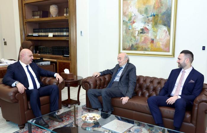 الأحزاب
      اللبنانية
      مستنفرة
      استعداداً
      للانتخابات
      النيابية