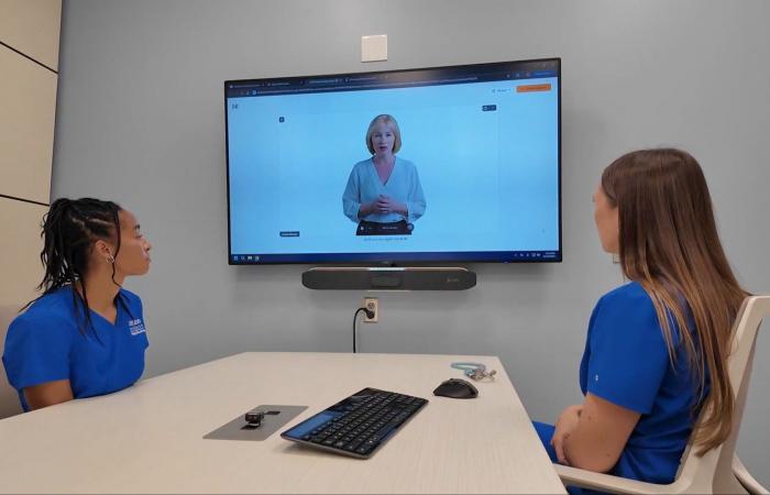 كيف يساعد الذكاء الاصطناعي طلاب الطب على تطوير مهارات التعامل مع المرضى؟