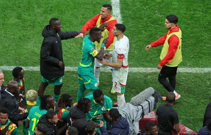 ماني:
      لو
      أوقف
      النهائي
      بتلك
      الصورة
      فسيكون
      «جنونياً»