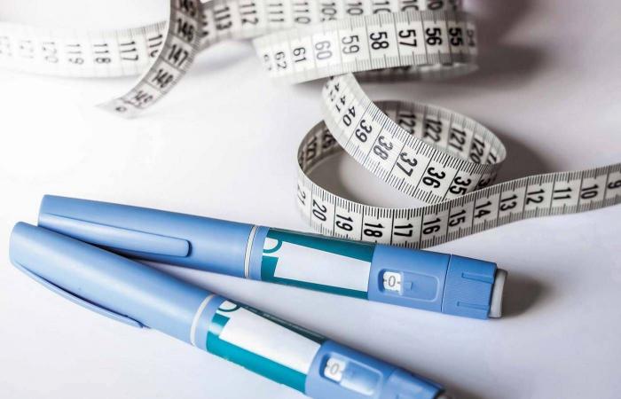 هل
      تشعر
      بالوحدة؟
      قاعدة
      5-3-1
      قد
      تكون
      الحل