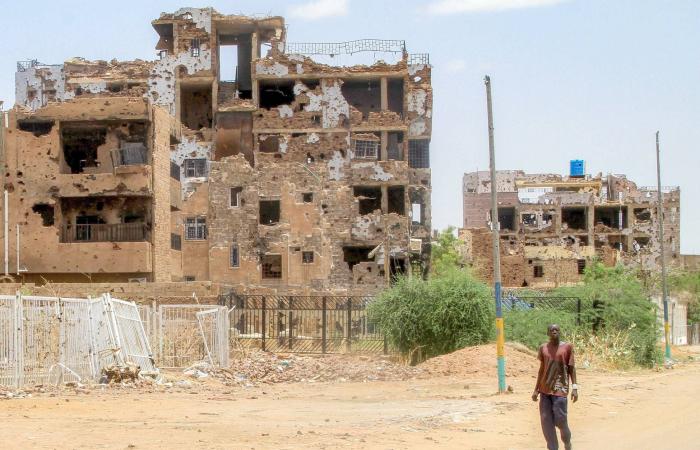 سجن
      سري
      للاتجار
      بالبشر
      تحت
      الأرض
      في
      الكفرة
      الليبية