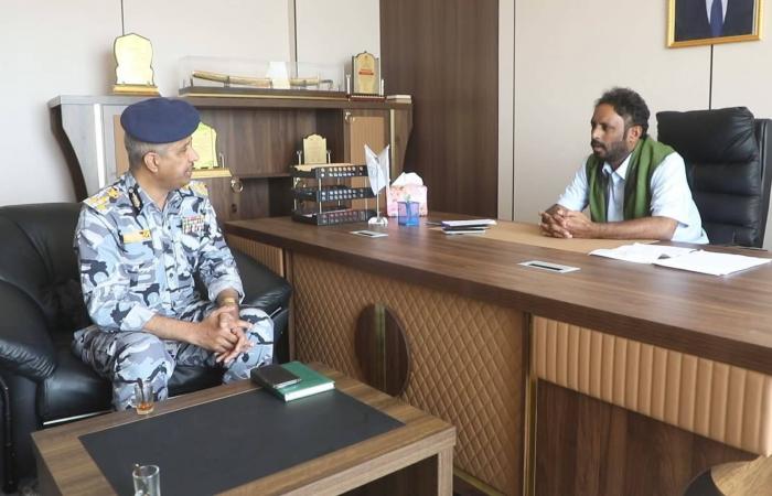 حضرموت
      تؤكد
      أولوية
      الأمن
      والخدمات
      والشراكة
      مع
      القبائل