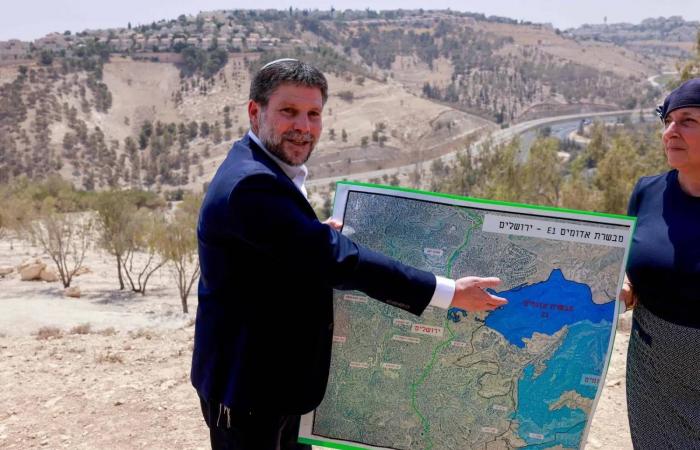 نتنياهو
      يرفض
      مشاركة
      وحدات
      تركية
      أو
      قطرية
      بـ«قوة
      الاستقرار»
      في
      غزة