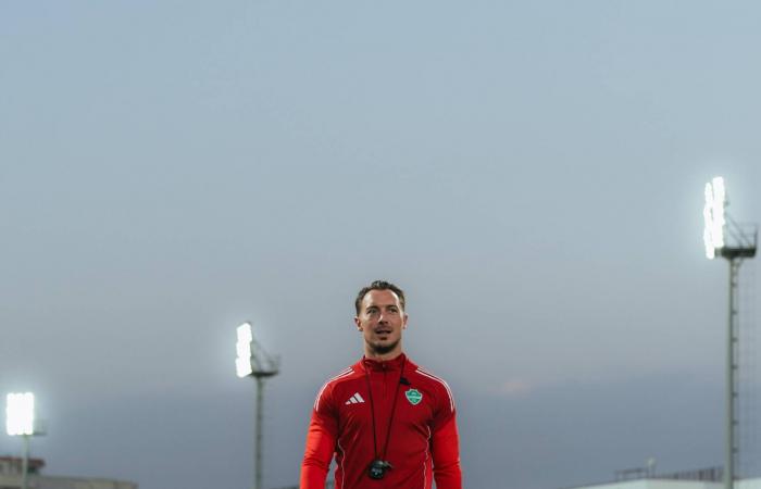 كانتي
      يضغط
      بقوة
      للانتقال
      إلى
      فنربخشة…
      والاتحاد
      يتمسّك
      بمطالبه