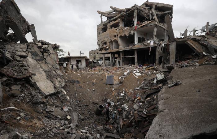 «لجنة
      غزة»...
      عقبات
      تعرقل
      بدء
      المهام
      بانتظار
      ضغوط
      الوسطاء