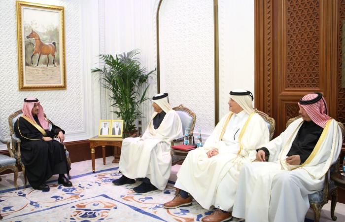 رئيس مجلس الشورى يجتمع مع السفير السعودي