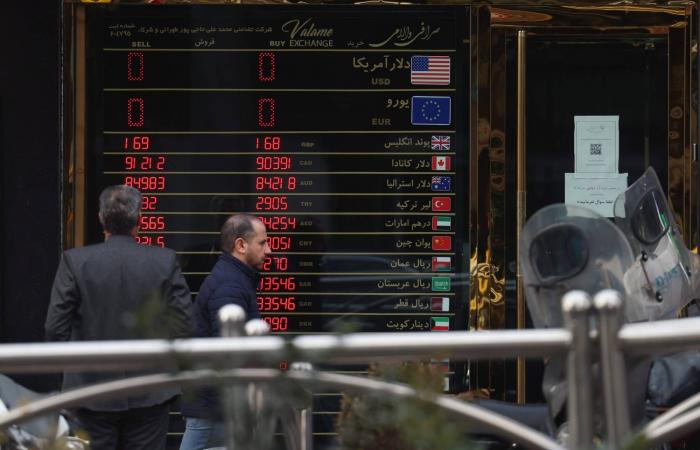 عراقجي
      يندد
      بإلغاء
      مشاركته
      في
      دافوس
      تحت
      «ضغط
      إسرائيلي»