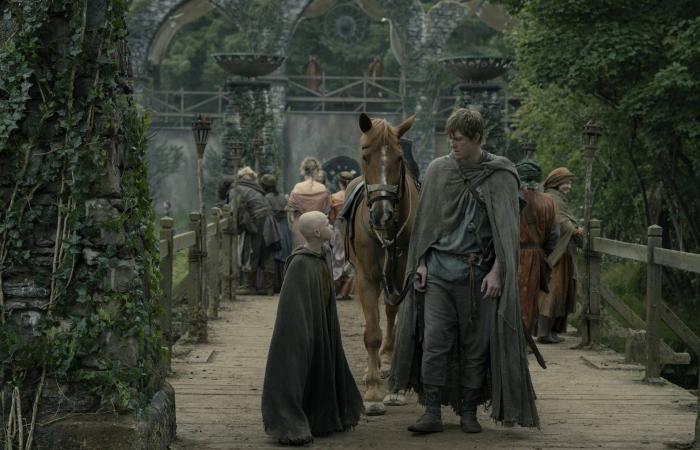 «القاهرة
      للكتاب»
      يستقبل
      جمهوره
      بـ«حقيبة
      نجيب
      محفوظ»