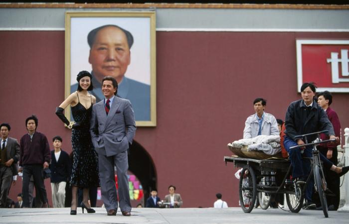 فالنتينو غارافاني..أسطورة الموضة العالميّة في صور خالدة