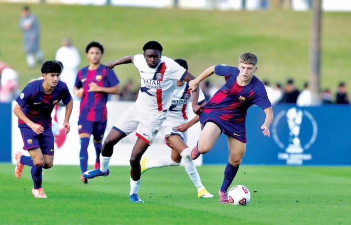 تعادل مثير يحسم قمة الباريسي وبرشلونة بـ «الكاس الدولية»