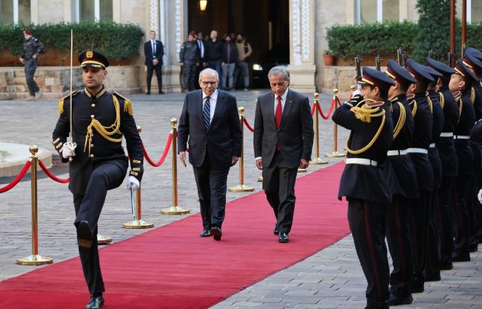 اجتماع
      رباعي
      في
      فبراير
      لتنسيق
      استجرار
      الطاقة
      من
      مصر
      والأردن
      إلى
      لبنان
      عبر
      سوريا