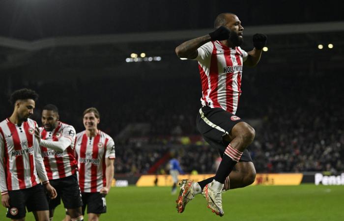 قبل
      مواجهة
      بافوس...
      تشيلسي
      يستعيد
      غوستو
      وإستيفاو