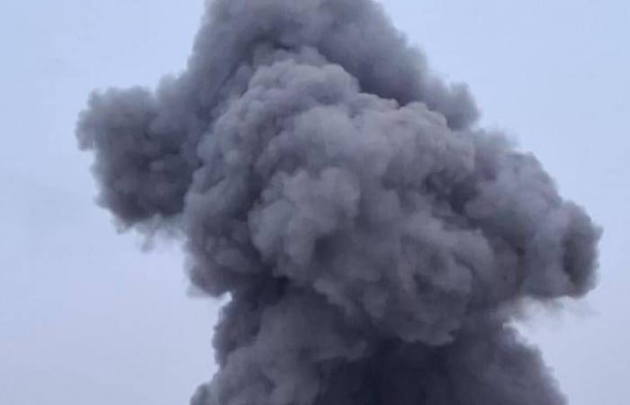 غارات
      إسرائيلية
      على
      4
      معابر
      على
      الحدود
      السورية
      -
      اللبنانية