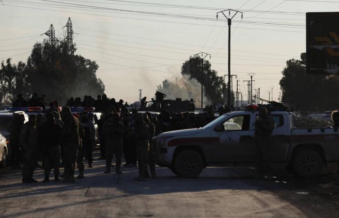 إردوغان:
      عمليات
      الجيش
      السوري
      ضد
      «قسد»
      قانونية