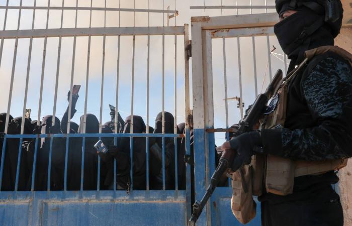 أين
      يُحتجز
      عناصر
      «داعش»
      المعتقلون
      في
      سوريا
      الآن؟