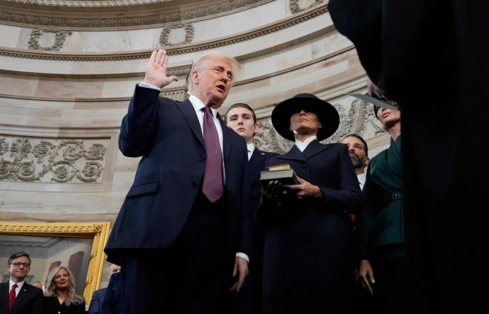 تقرير:
      الجيش
      الأميركي
      لم
      يُطلَب
      منه
      التخطيط
      لغزو
      غرينلاند
      رغم
      تهديدات
      ترمب