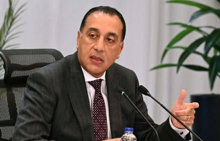 مصر:
      جدل
      متصاعد
      حول
      «خفض
      الدَّين»
      يستبق
      «خطة
      حكومية»
      مرتقبة