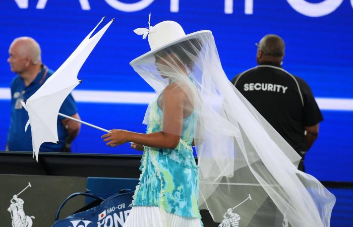 «أستراليا
      المفتوحة»:
      زفيريف
      يتغلب
      على
      مولر
      ويتأهل
      للدور
      الثالث