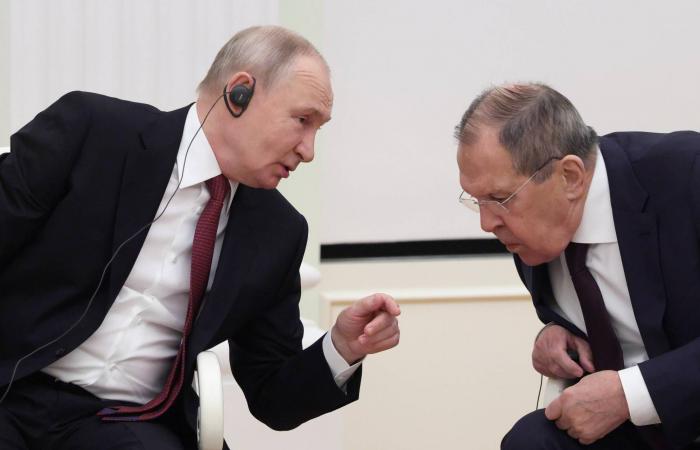 ترمب:
      الاجتماع
      مع
      زيلينسكي
      كان
      جيداً
      ويجب
      وقف
      الحرب