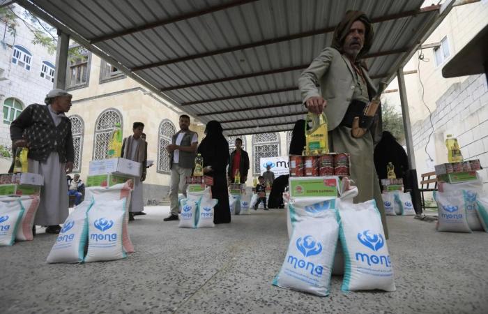 ترقب
      يمني
      لحكومة
      إصلاحات
      تنهي
      عهود
      الفساد
      والمحسوبية