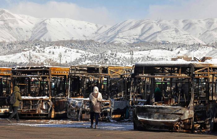 إسرائيل
      تدرس
      بيع
      حصص
      بشركات
      أسلحة
      كبرى
      لتعويض
      تكاليف
      الحرب