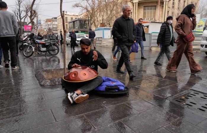 «الحرس
      الثوري»:
      نحذر
      أميركا
      وإسرائيل
      من
      أي
      «حسابات
      خاطئة»