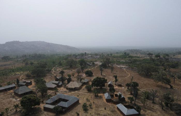 لأول
      مرة
      منذ
      ضربات
      ترمب...
      وفد
      أميركي
      في
      نيجيريا