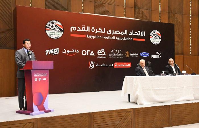 بطولة
      آسيا:
      أخضر
      اليد
      يخسر
      افتتاحية
      الدور
      الرئيسي
      أمام
      قطر