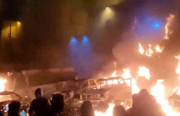 «إصبع
      على
      الزناد»...
      إيران
      تحذر
      وترمب
      يترك
      باب
      التفاوض
      مفتوحاً