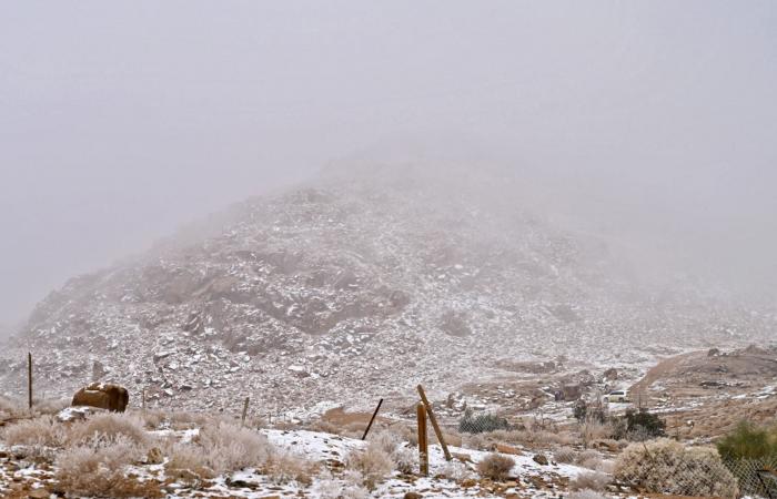 السعودية.. درجات حرارة "صفرية" في الرياض وتسقاط الثلوج على المرتفعات الشمالية