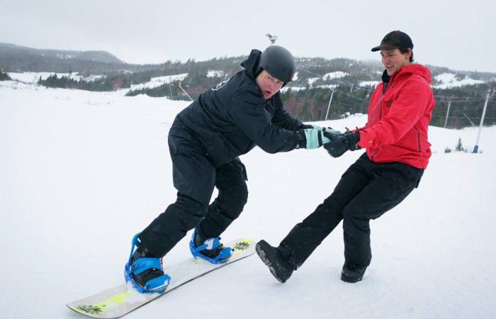 إردوغان
      باع
      الكعك
      وترمب
      جمع
      الزجاجات
      الفارغة...
      أعمال
      البدايات