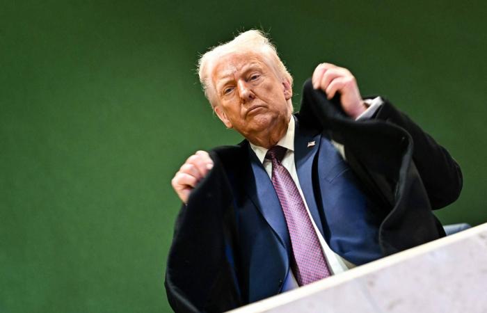 ترمب
      يلمّح
      إلى
      الترشح
      للرئاسة
      مجدداً
      في
      سن
      الـ86