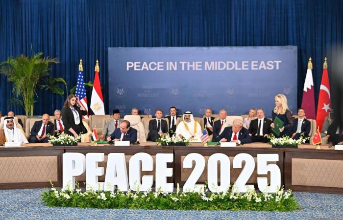 مسؤولة
      كردية:
      تثبيت
      وقف
      النار
      هو
      حجر
      الأساس
      لتنفيذ
      الاتفاق
      مع
      الحكومة
      السورية