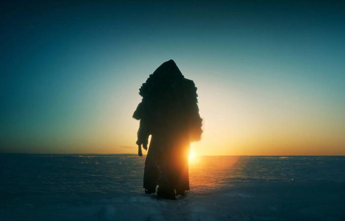 مصطفى
      شحاتة:
      «سلمى
      وقمر»
      علاقة
      إنسانية
      تتجاوز
      الفوارق
      الاجتماعية