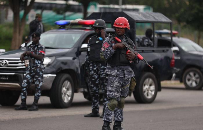 ترمب:
      نحن
      نُبيد
      الإرهابيين
      الذين
      يقتلون
      المسيحيين
      في
      نيجيريا