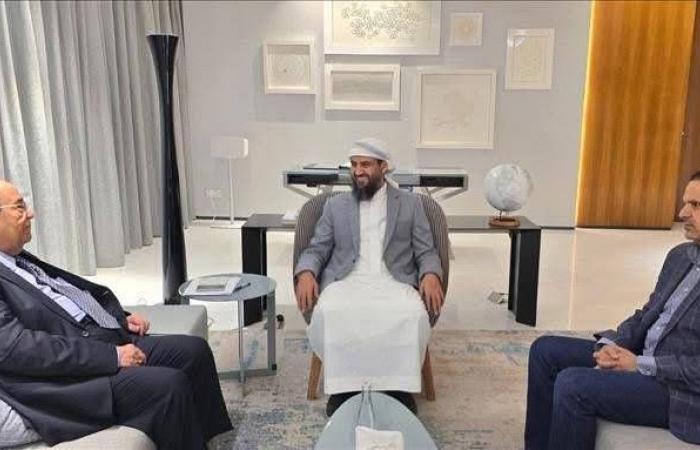 نزع
      سلاح
      «حماس»
      وخطة
      الإعمار
      بانتظار
      تفاهمات
      لدفع
      «اتفاق
      غزة»