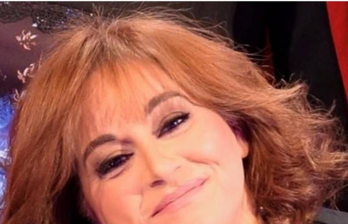 كلوديا
      مرشيليان
      لـ«الشرق
      الأوسط»:
      تجب
      إتاحة
      الفرصة
      أمام
      الوجوه
      الشابة