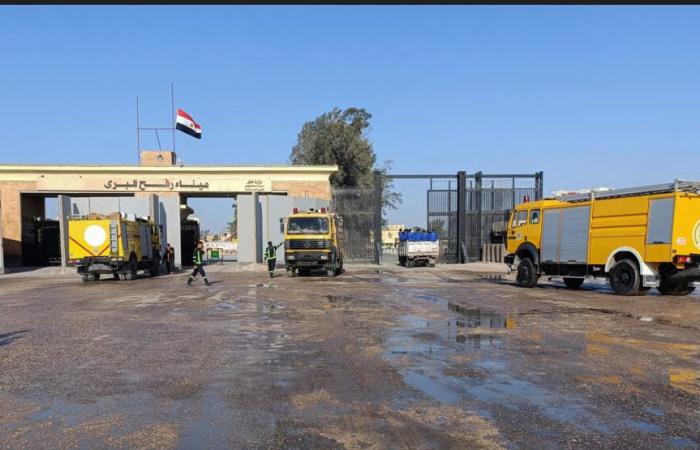 دمشق:
      لا
      رد
      إيجابياً
      من
      «قسد»
      على
      عروض
      الدولة
      حول
      مستقبل
      الحسكة