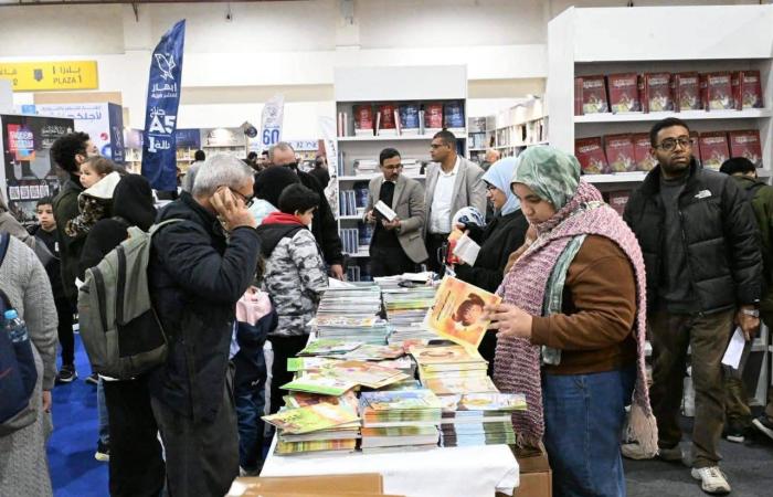 روائع
      الأدب
      العالمي
      تجتذب
      روَّاد
      «القاهرة
      للكتاب»