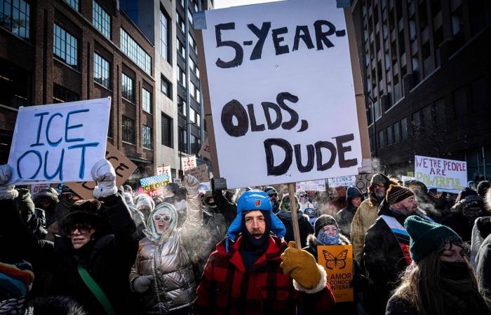 حملات
      «أيس»
      قد
      تتحول
      إلى
      أزمة
      شرعية
      داخلية
      وتصدّع
      سياسي