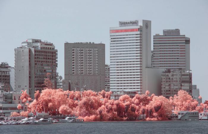 «الطيف
      المخفي»...
      مدن
      مصرية
      تُعاد
      رؤيتها
      بعدسة
      غير
      مألوفة