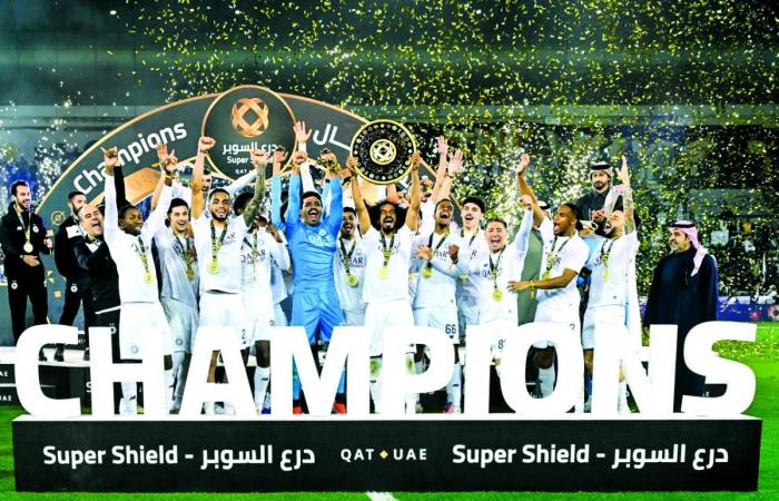 السد بطل درع السوبر القطري الإماراتي