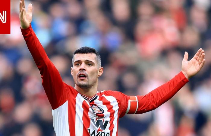 متابعة: مشادة بين غرانيت تشاكا وجماهير وست هام خلال مباراة في البريميرليغ